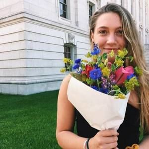 Meet your Posher, Abby